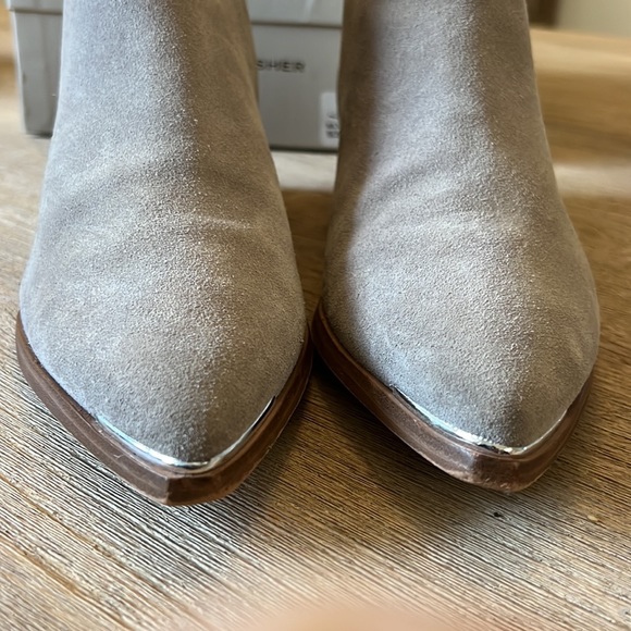 Marc Fisher Yale Boots - Picture 3 of 6